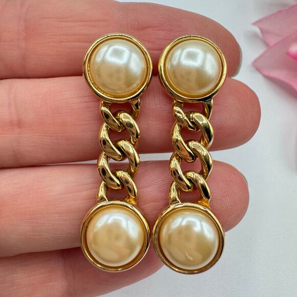 Erwin Pearl Faux Pearl Cabochon Curb Chain Drop Earrings Gold Tone Chic Signed - Picture 1 of 12